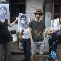 В Новосибирске открылась выставка художника, который рисует за еду В Новосибирске открылась выставка художника, который рисует за еду
