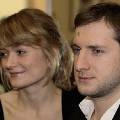 Надежда Михалкова и Резо Гигинеишвили обвенчались и сыграли свадьбу в Грузии Надежда Михалкова и Резо Гигинеишвили обвенчались и сыграли свадьбу в Грузии